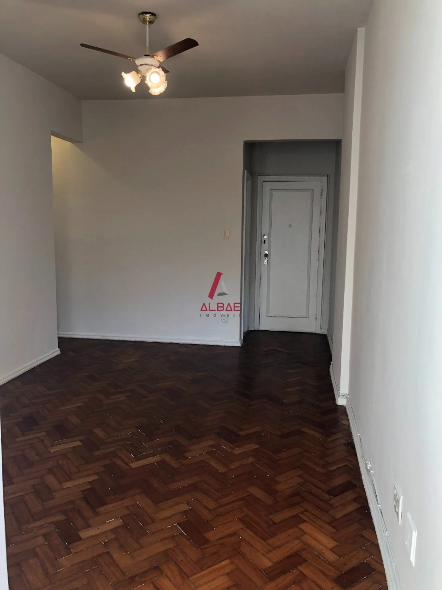 2-bedroom apartment with a walk-in closet in Rio de Janeiro — photo 14