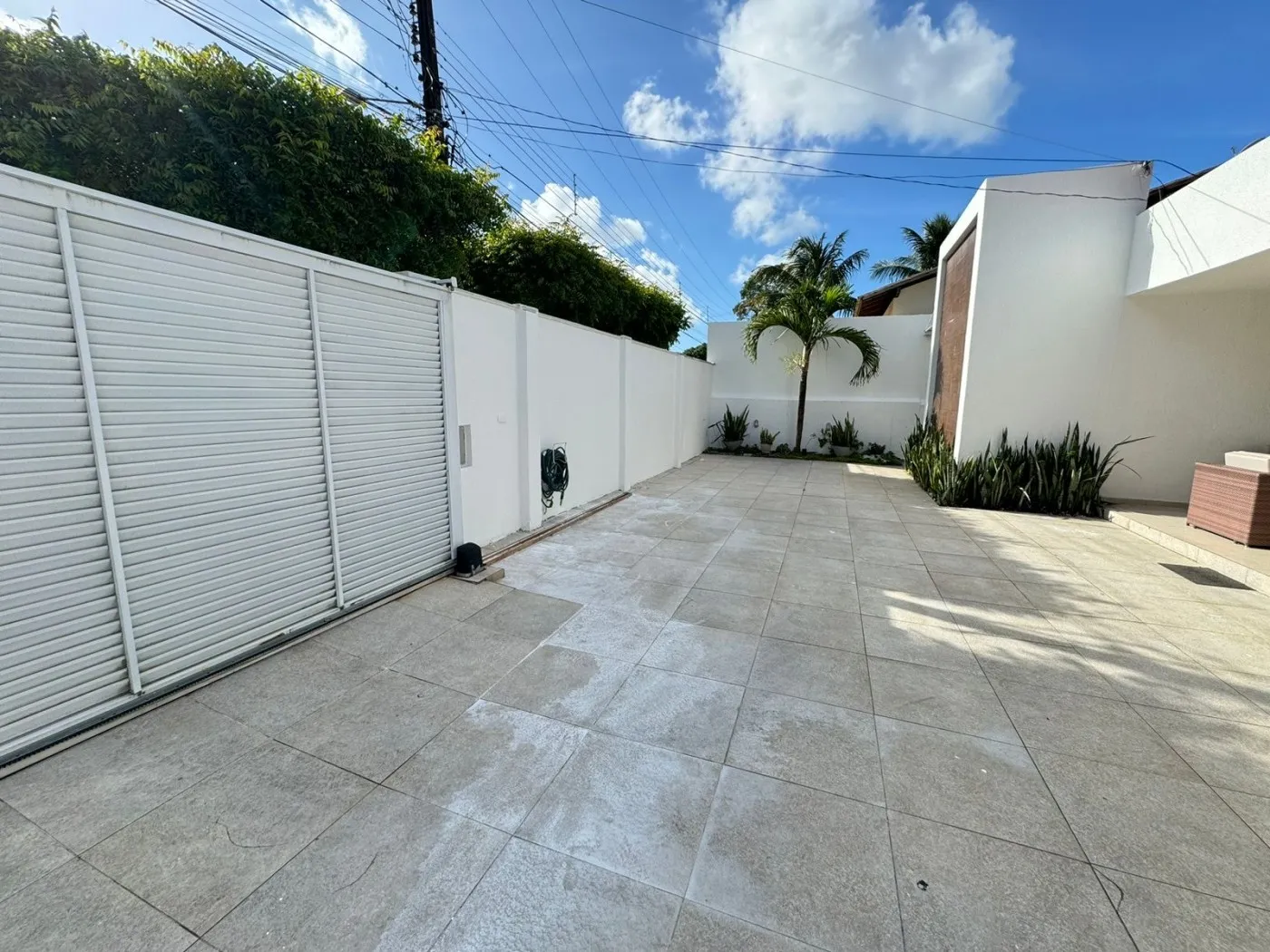 Casa com 3 dormitórios e churrasqueira na varanda — photo 6