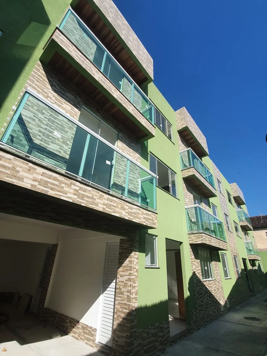 65 m² apartment with 2 bedrooms, 1 en-suite and balcony — photo 3