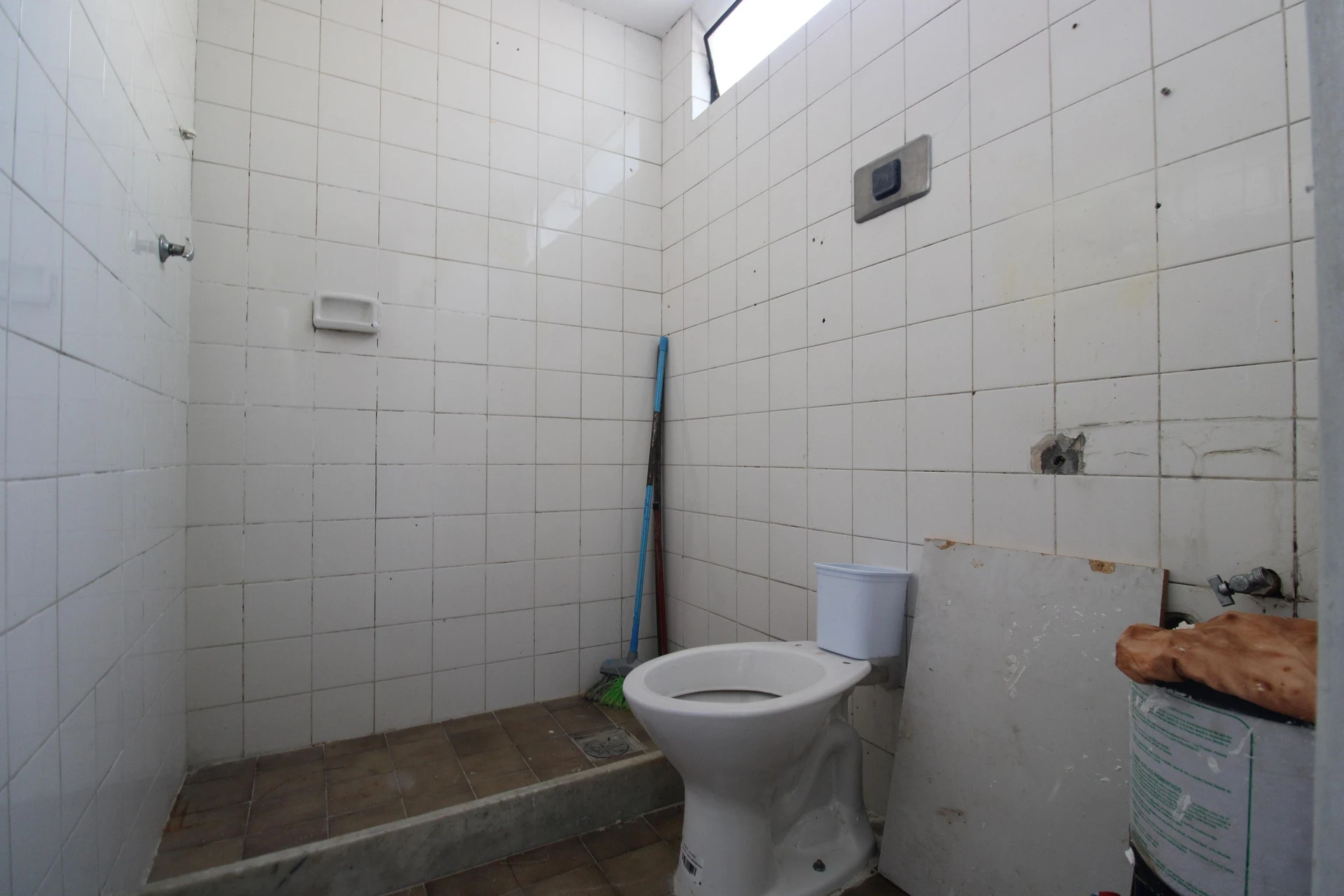 2-bedroom apartment in a building with a pool — photo 16