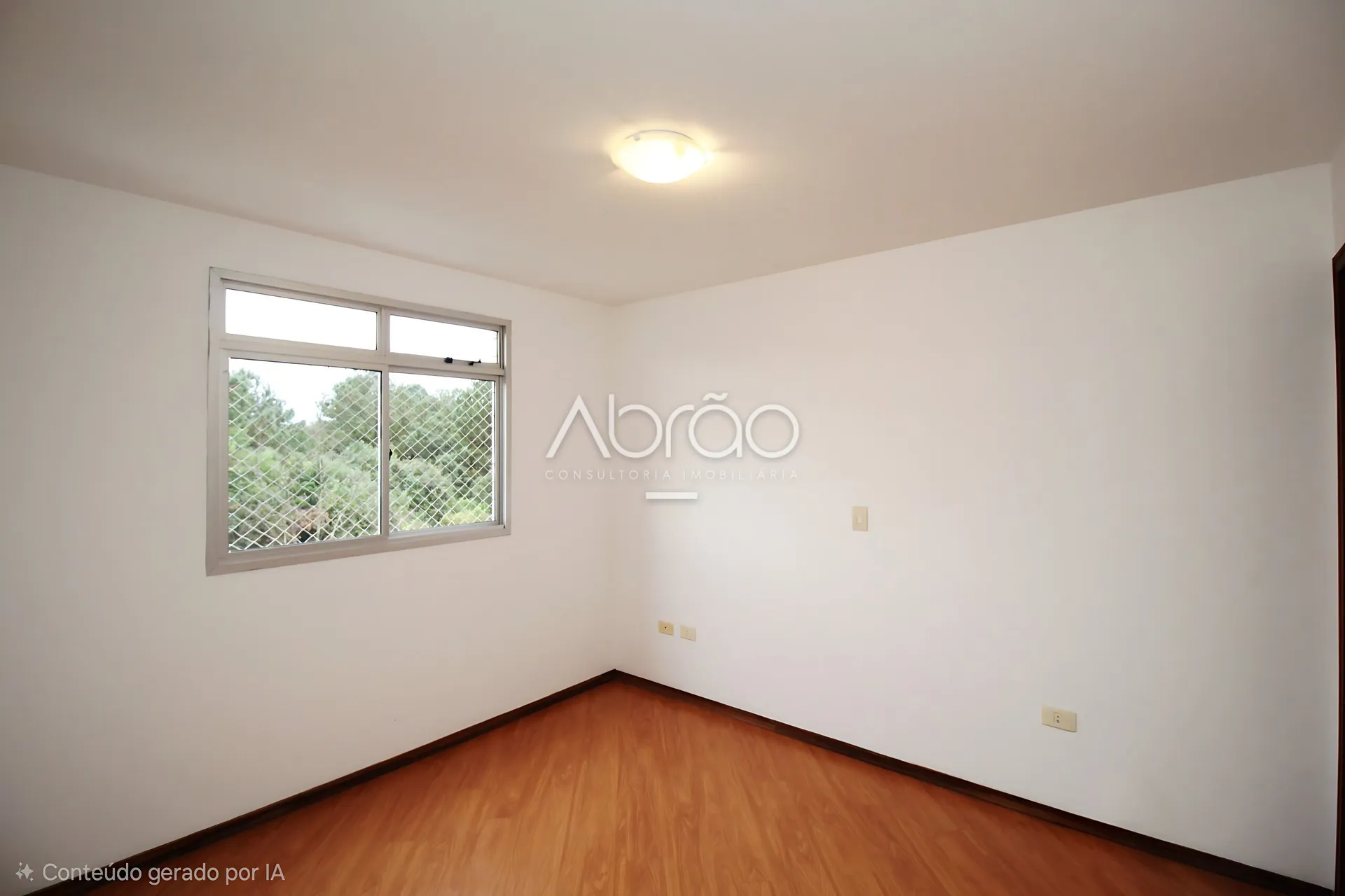 Apartamento con 3 dormitorios y balcón con parrilla — photo 20