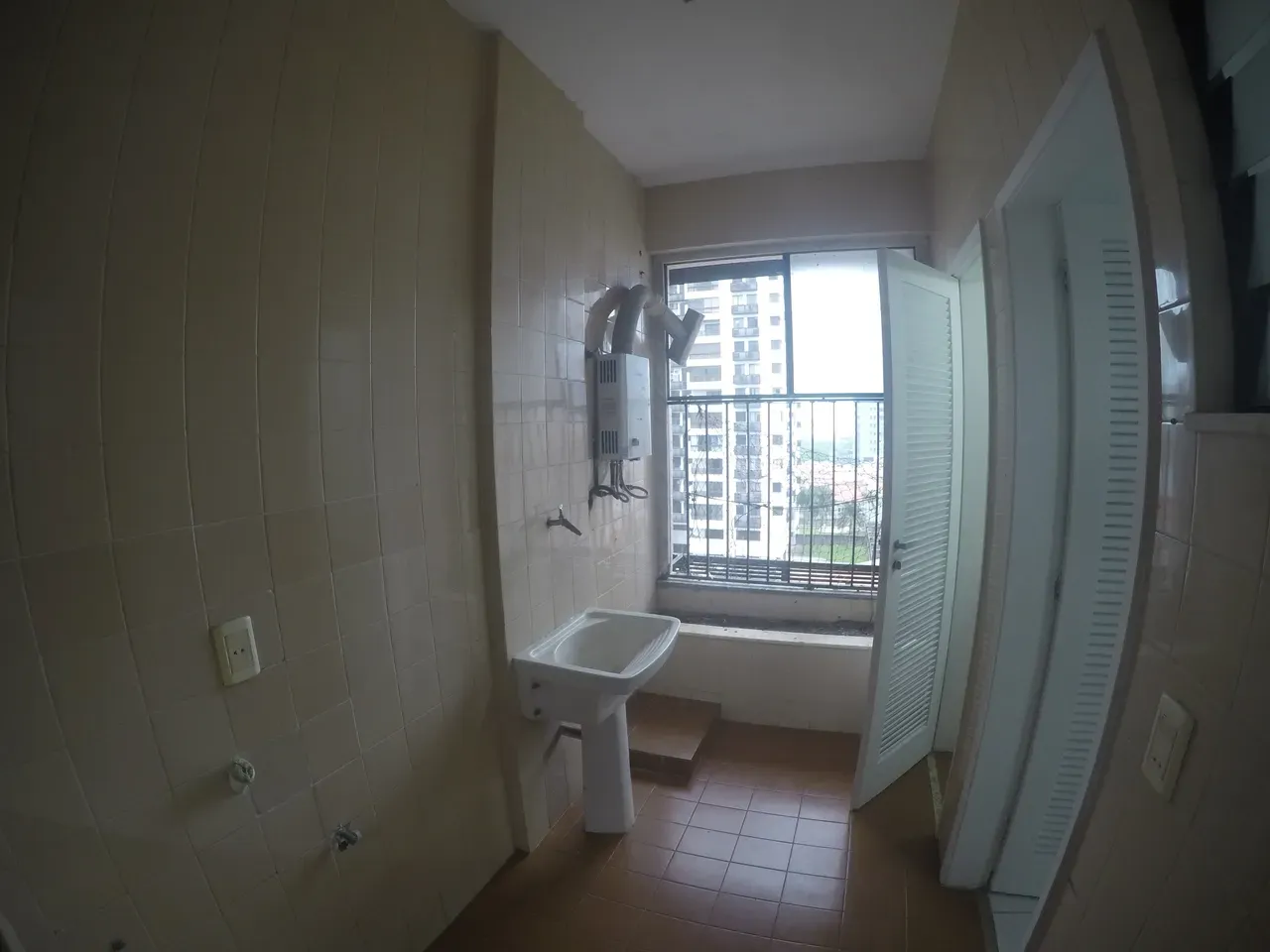 Apartamento com 2 quartos e varanda, mobiliado sem mobília — photo 34