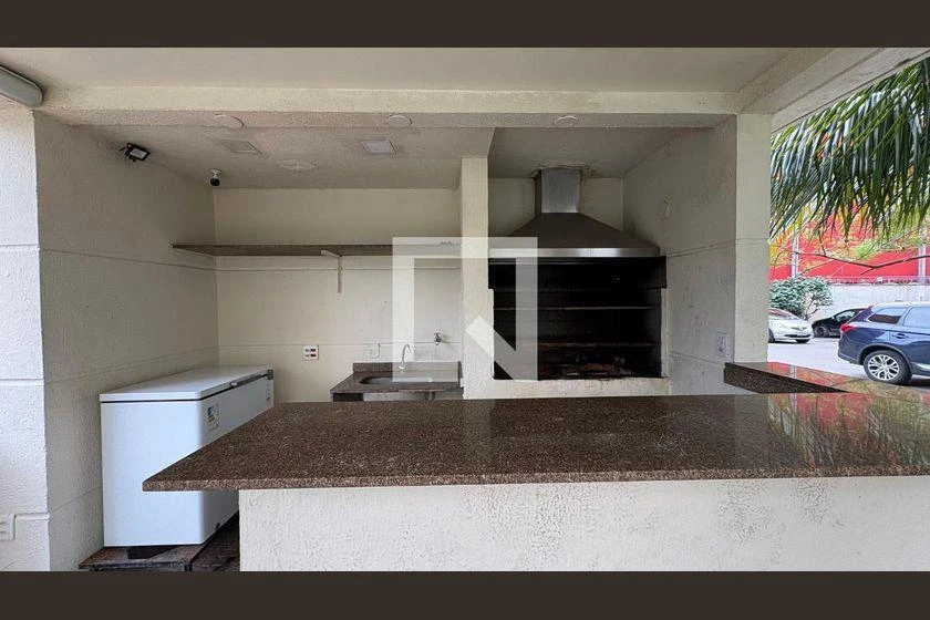 2-bedroom apartment in a building with a gym — photo 25