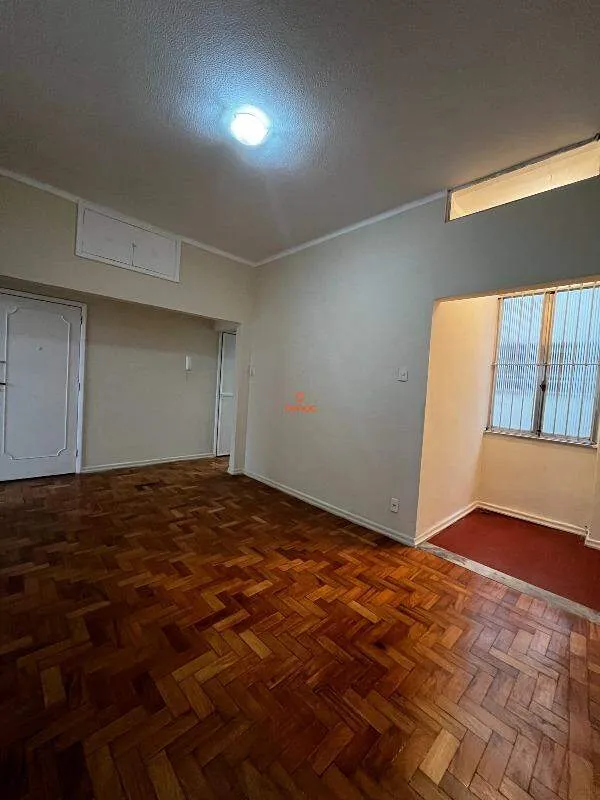 2-bedroom apartment with wood or laminate floors — photo 14