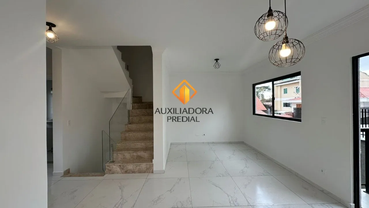 House with 3 bedrooms and a balcony