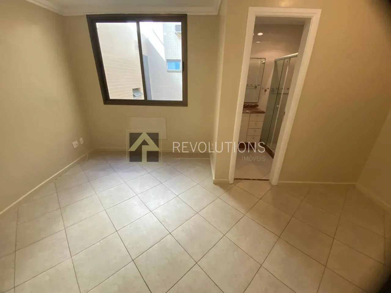 Apartamento de 3 quartos e 5 banheiros com varanda — photo 8
