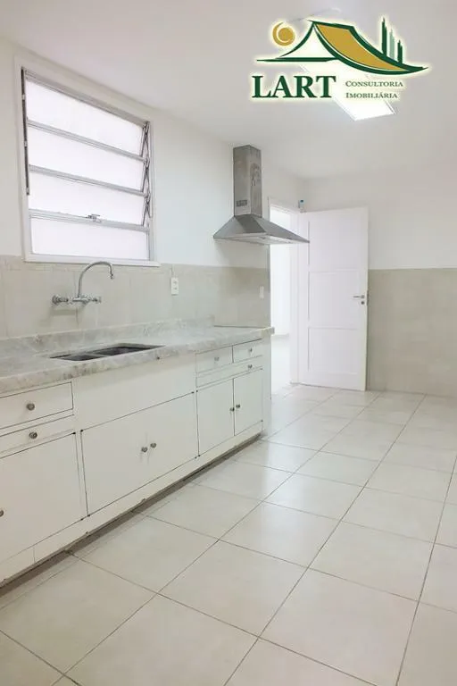 Departamento en piso 3 con ventanales de piso a techo — photo 13