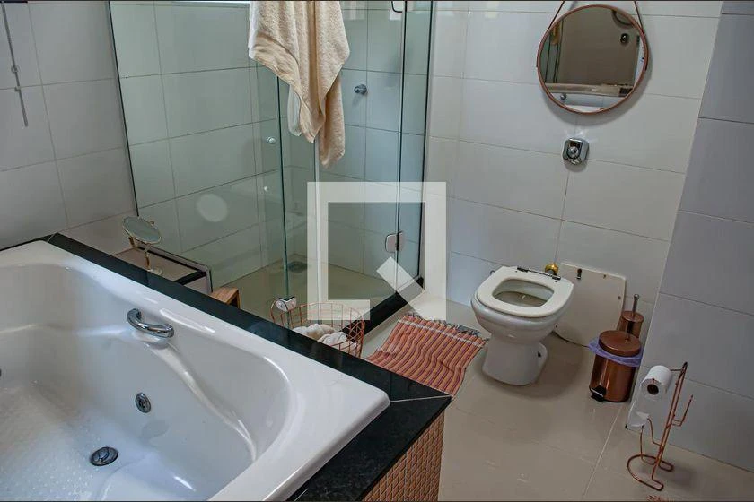 House for rent 480 m² with 4 bedrooms and 6 parking — photo 50