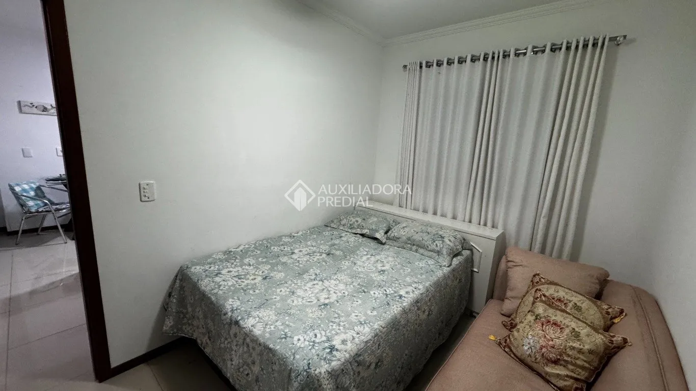 Apartamento de 2 dormitorios con cocina abierta y 82 m² en el 1er piso — photo 8