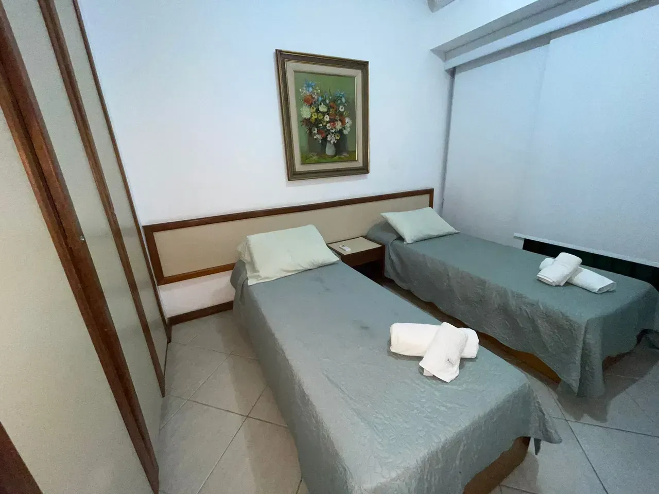 Furnished apartment with 2 bedrooms and closed kitchen — photo 18