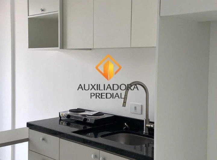 Apartamento de 1 quarto com varanda e cozinha compacta — photo 3