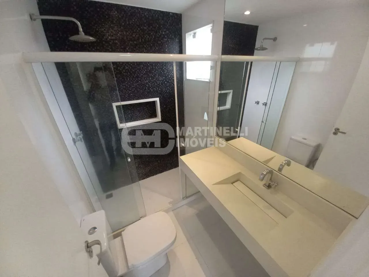 House, 220 m², with a grill on the balcony — photo 26