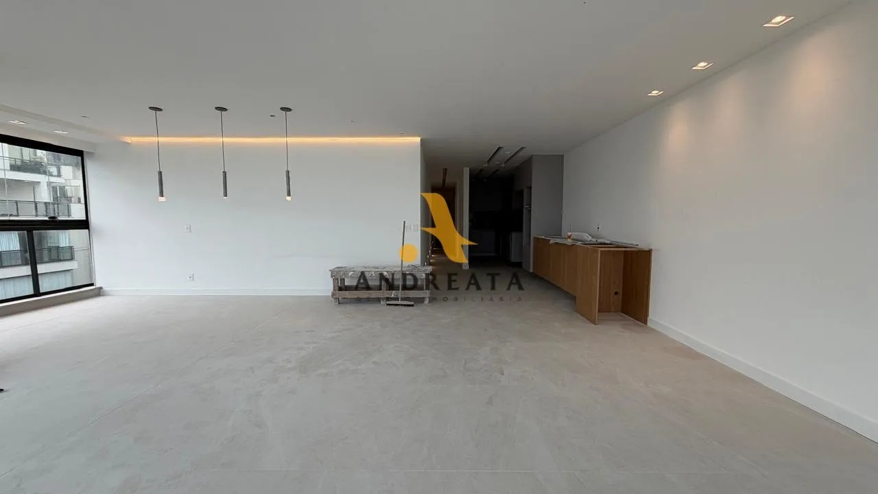 Apartment on the 2nd floor with a water view — photo 15