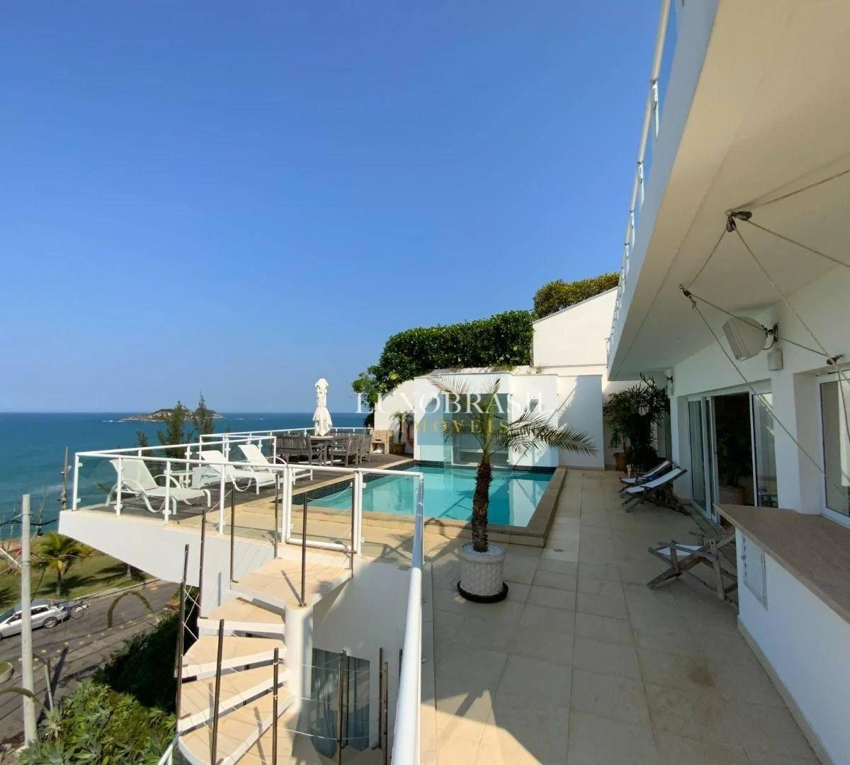 Apartment with 4 suites and access to shared pool — photo 5