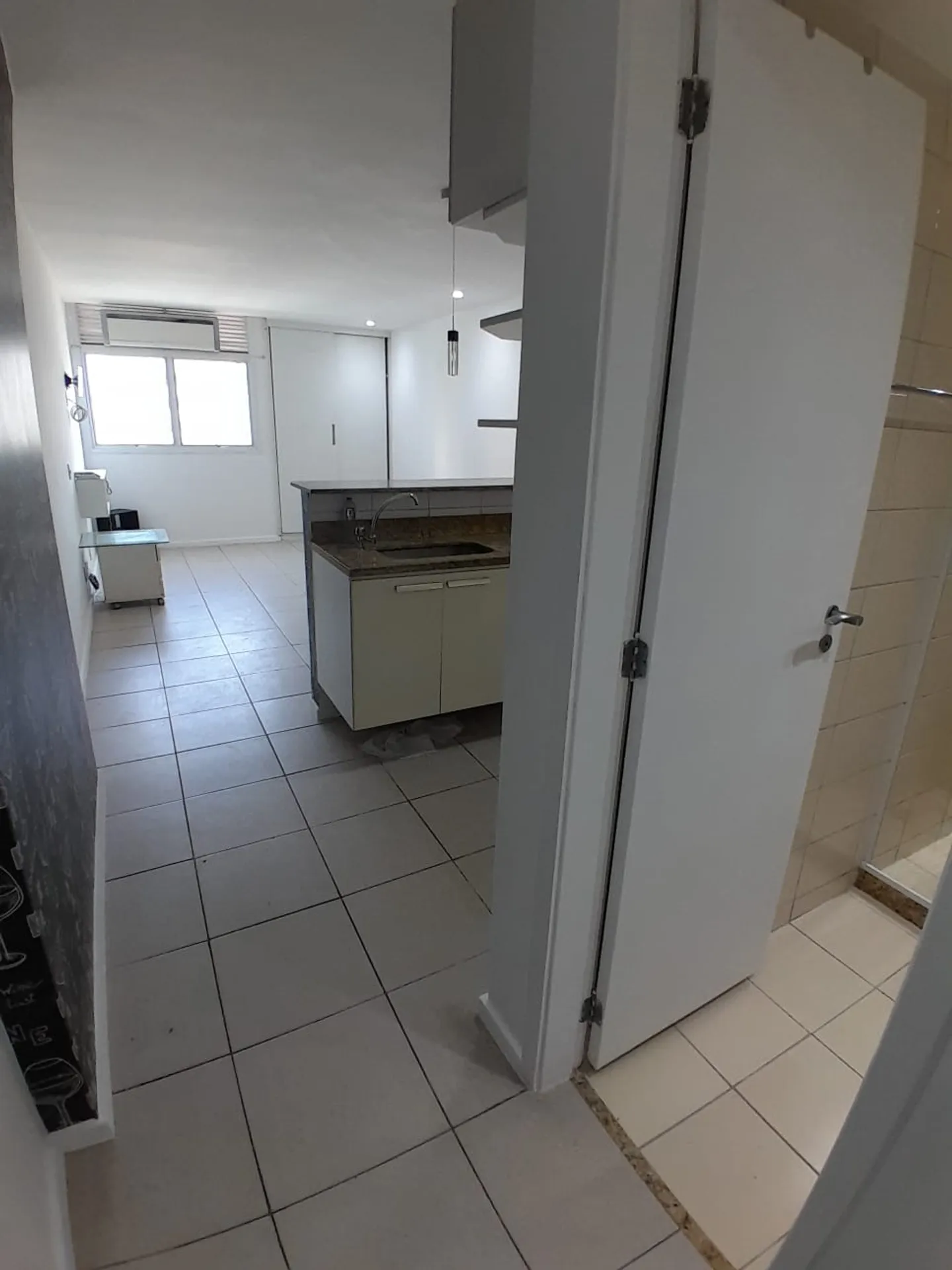 Studio sem mobília de 30 m² com 1 quarto e 1 banheiro