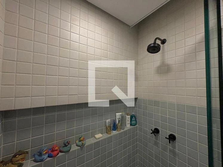 2-bedroom apartment with a glass-enclosed balcony — photo 28