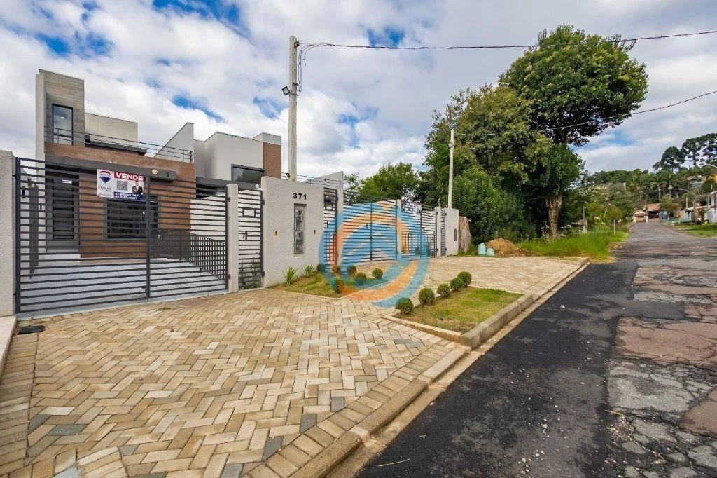 Будинок: 3 спальні, 2 з власною ванною кімнатою, 167 м² — photo 3