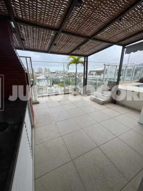 Apartamento de 4 quartos em condomínio com piscina coberta — photo 22