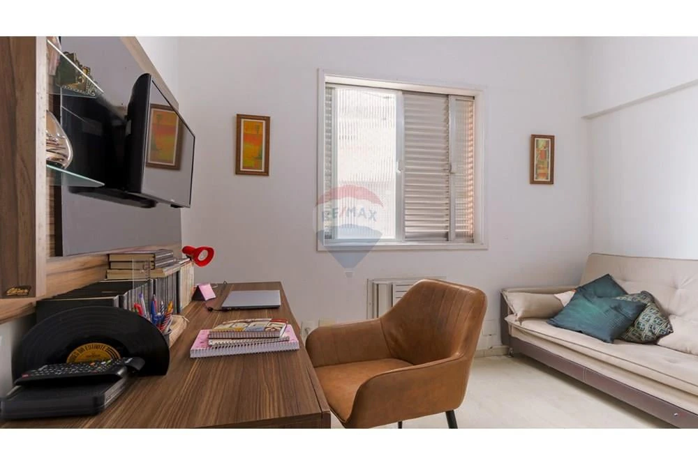 Furnished 3-bedroom apartment with a ready workspace — photo 6