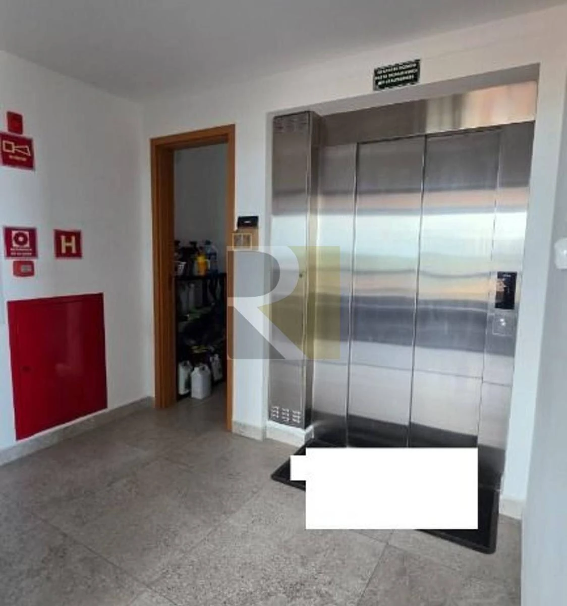 Departamento de 2 dormitorios en edificio con piscina — photo 22