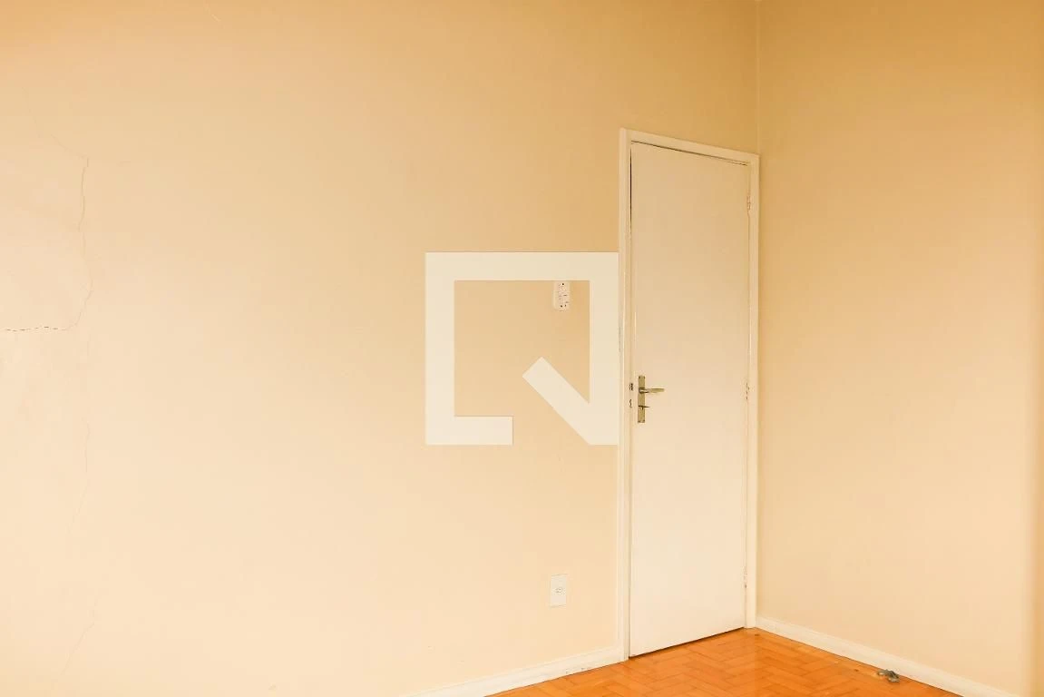 Apartamento de 2 habitaciones con 1 baño y 1 plaza — photo 21