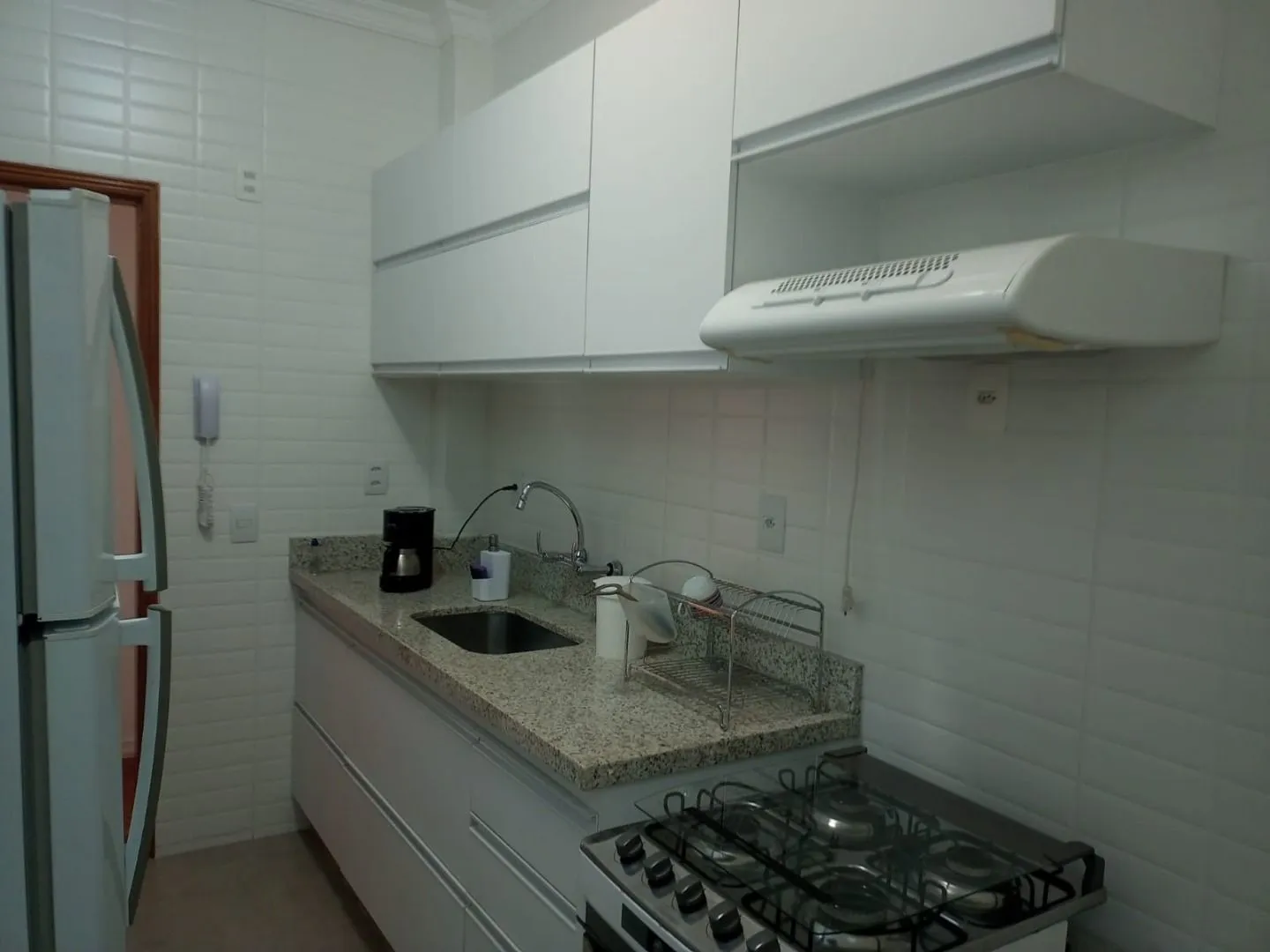 Apartment on the 7th floor with wood or laminate floors — photo 13