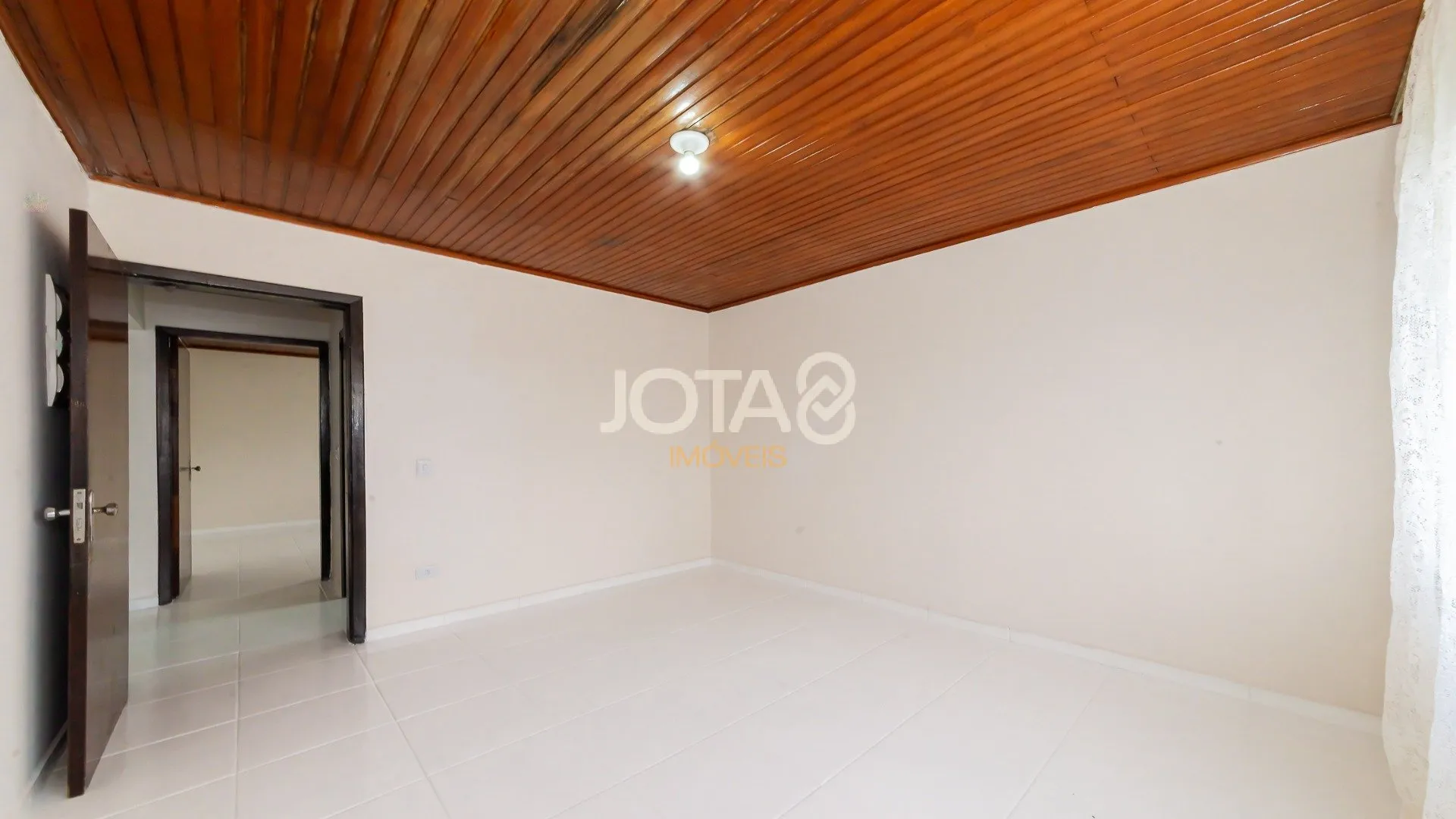 House, 160 m², with a grill on the balcony — photo 30