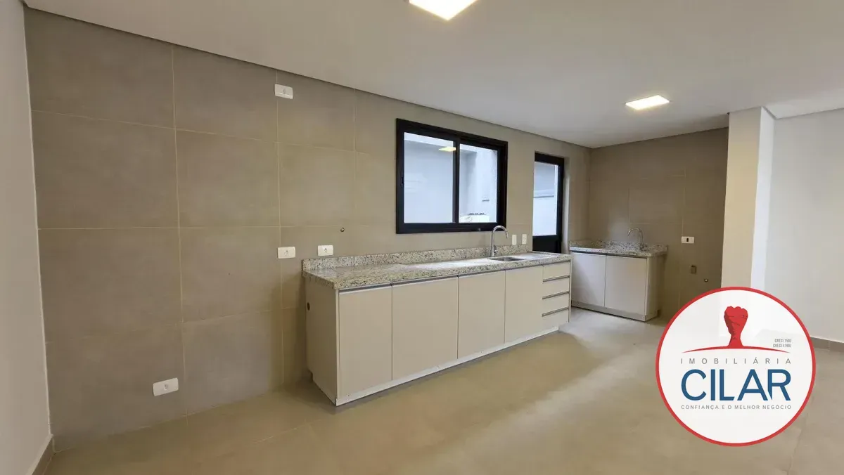 Casa com 2 suítes, 79 m² e 1 vaga de estacionamento