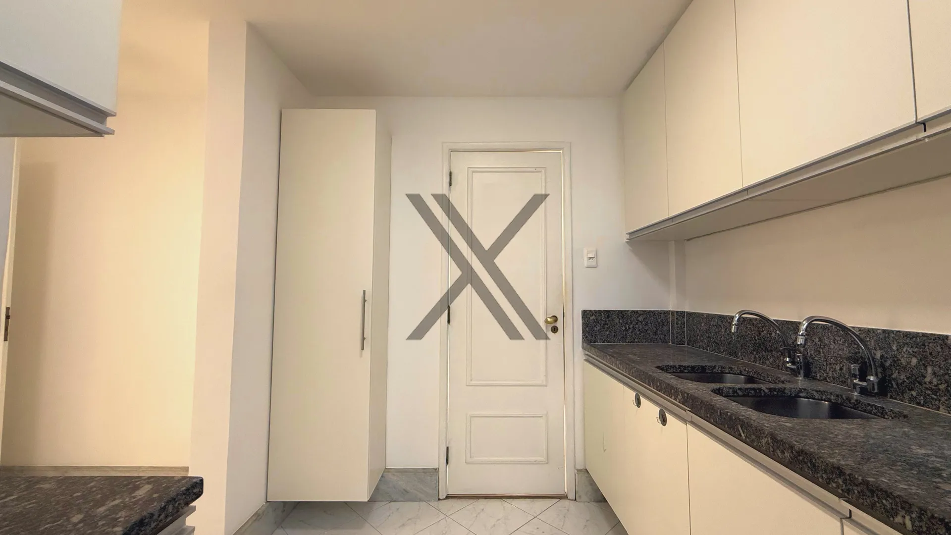 Apartamento com piso de madeira ou laminado, Ipanema — photo 20