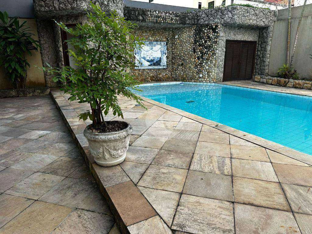 House with 3 bedrooms and 600 m², 4 parking spots — photo 26