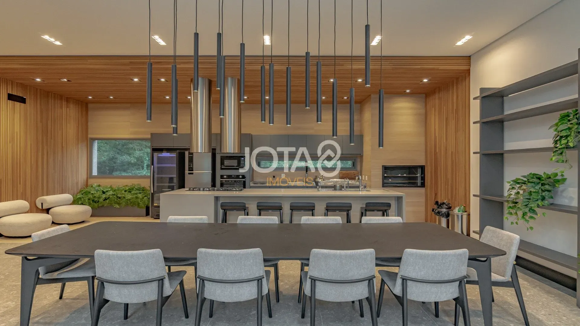 Квартира з 3 спальнями-сюїтами 193 м² і 4 паркомісця — photo 48