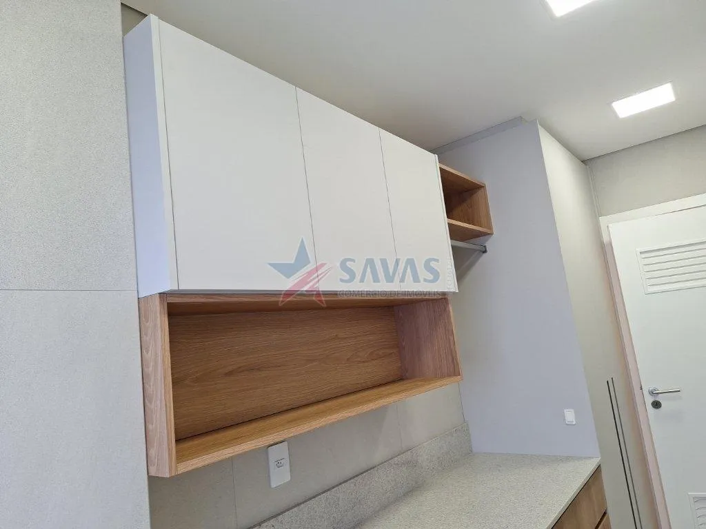 3-bedroom apartment in a building with a coworking space — photo 31
