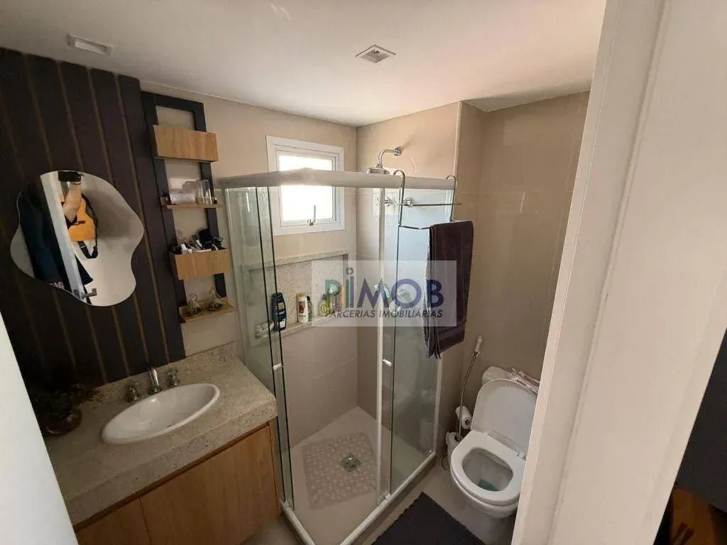 227 m² apartment with 5 bedrooms and 5 bathrooms — photo 10