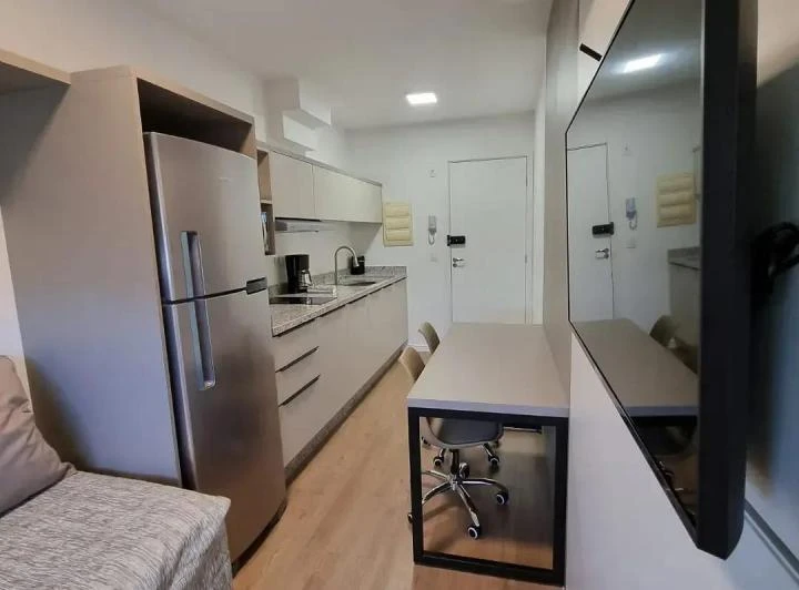 Furnished 45 m² apartment on the 18th floor, no parking — photo 2