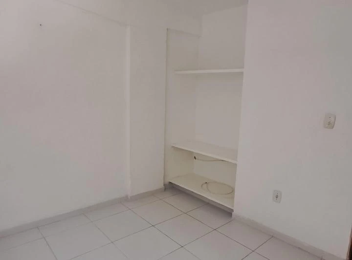 1-bedroom apartment with a compact kitchenette, 35 m² — photo 7