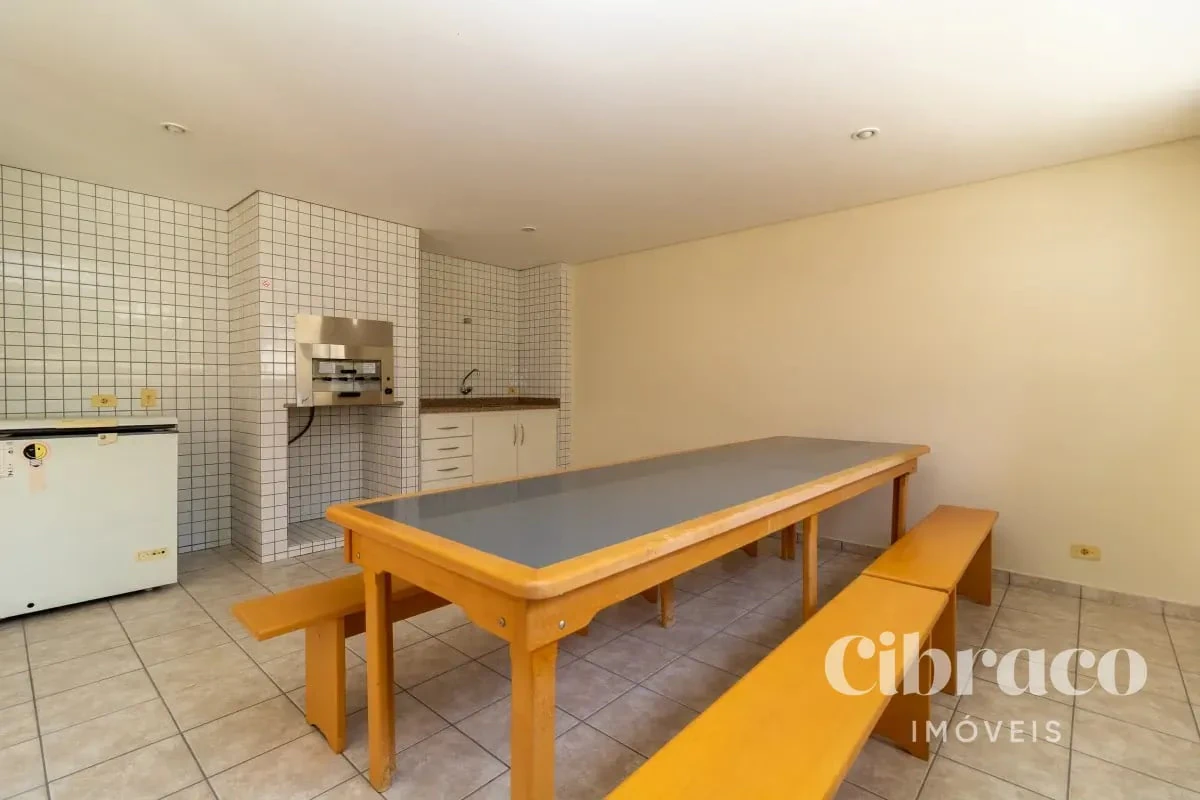 2-bedroom apartment with a home office in Curitiba — photo 27