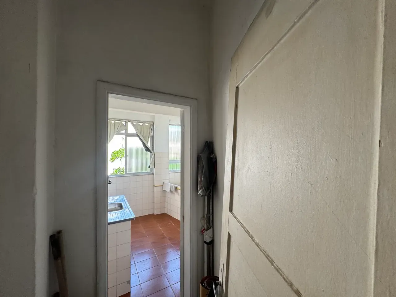 Apartment on the 6th floor with wood or laminate floors — photo 2