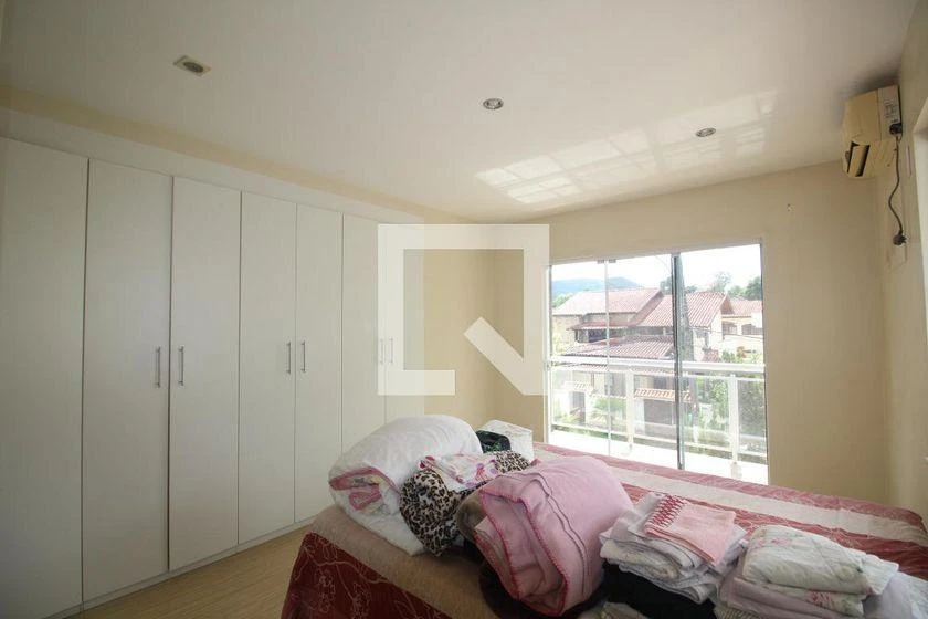 6-bedroom house with 4 en-suite suites and 600 m² — photo 23