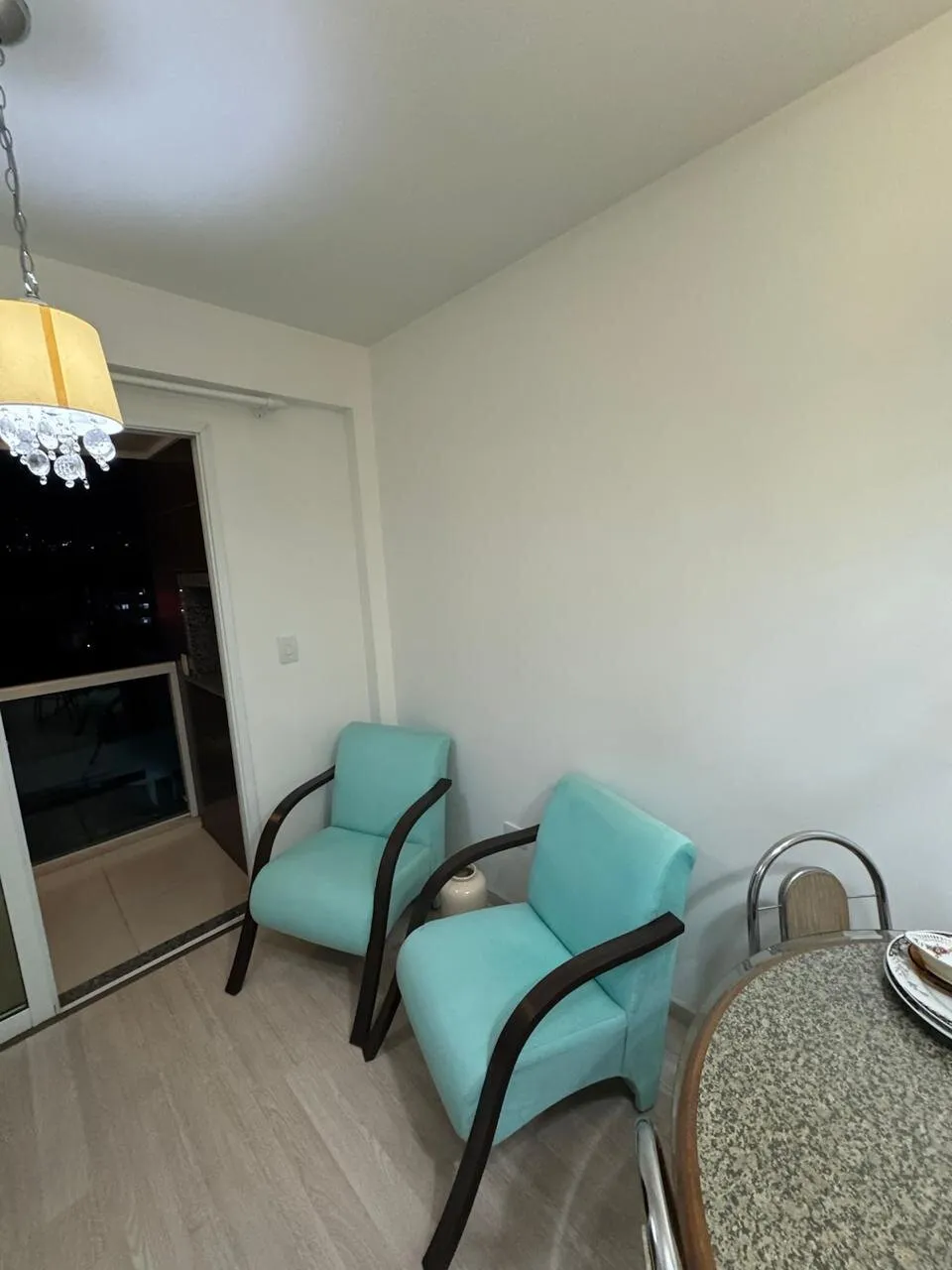Furnished 1-bedroom apartment with a gas stove — photo 6