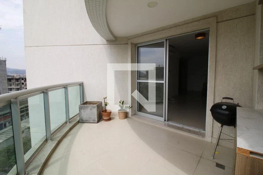 2-bedroom apartment with a mountain view in Rio de Janeiro — photo 16