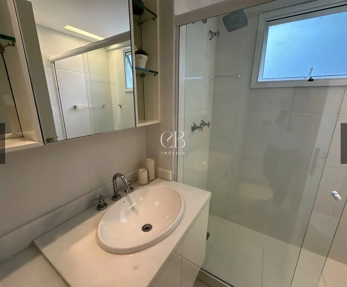 Меблированная квартира с 2 спальнями с ванной 90 м² — photo 27