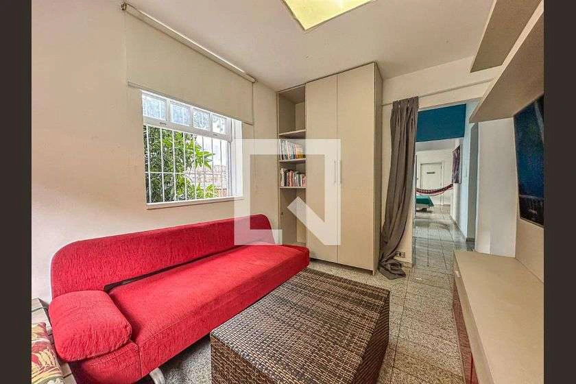Casa com 4 quartos, jardim privativo e 300 m² — photo 28