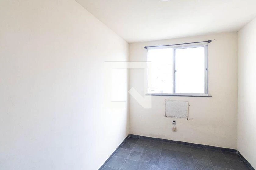 2-bedroom apartment in a building with a gym — photo 17