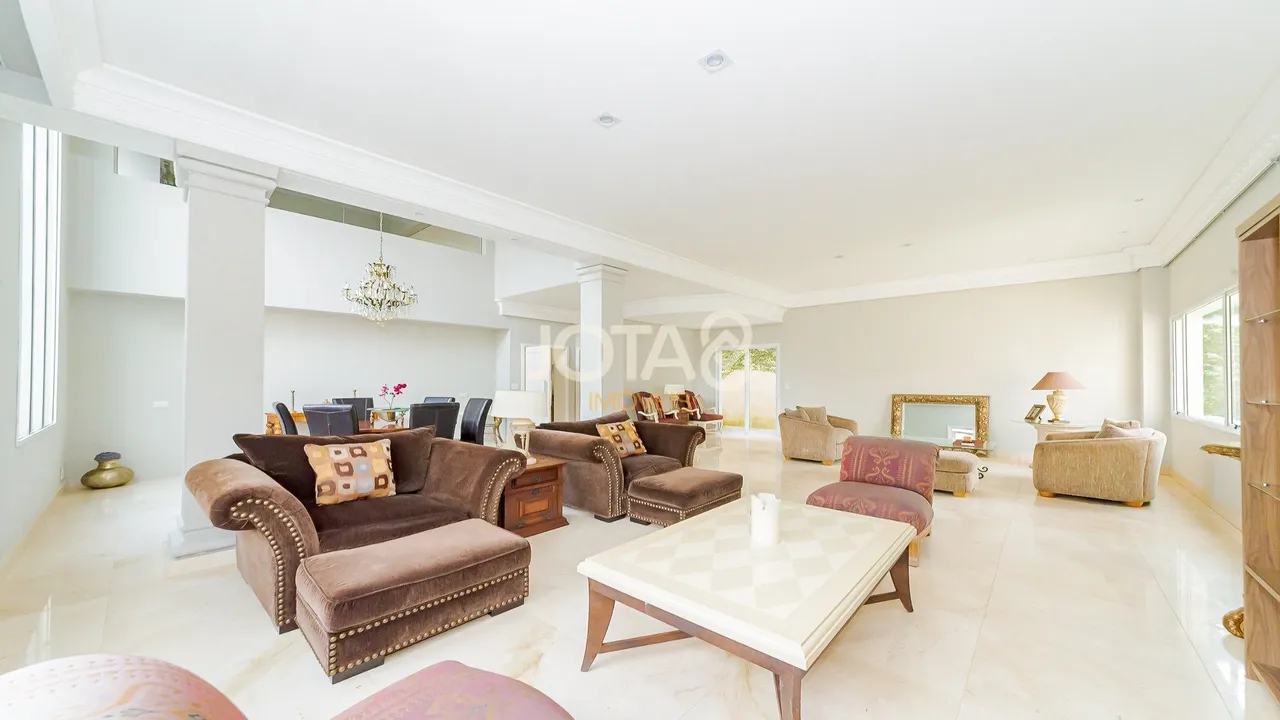 Furnished house with 5 bedrooms and 5 bathrooms — photo 8