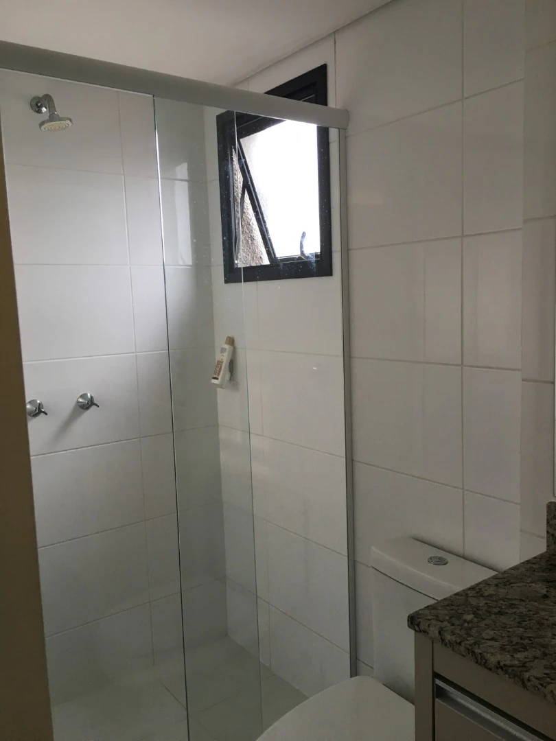 Furnished studio with open-plan kitchen and washing machine — photo 5