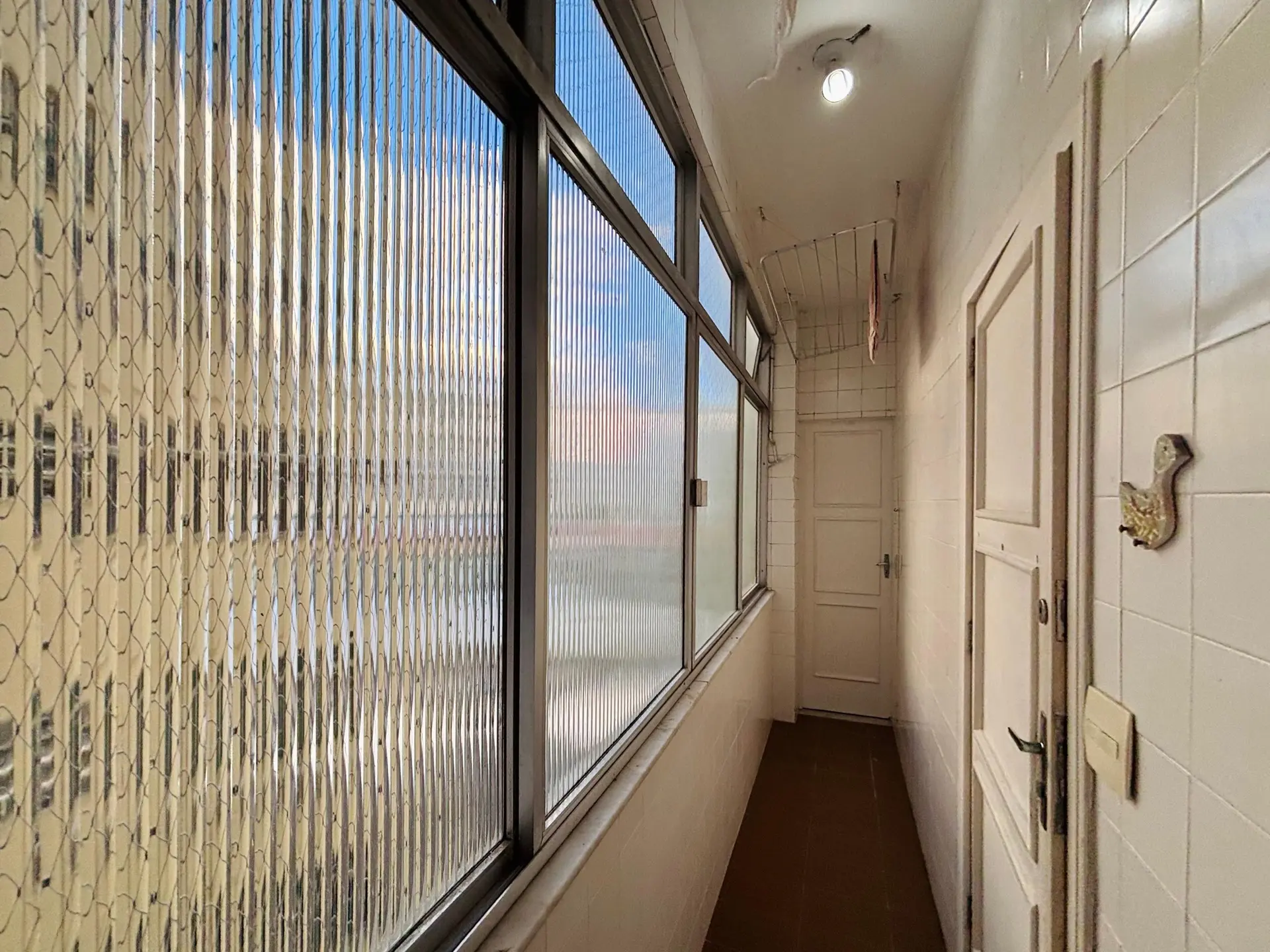 Apartamento mobiliado com 3 quartos e 2 banheiros — photo 17