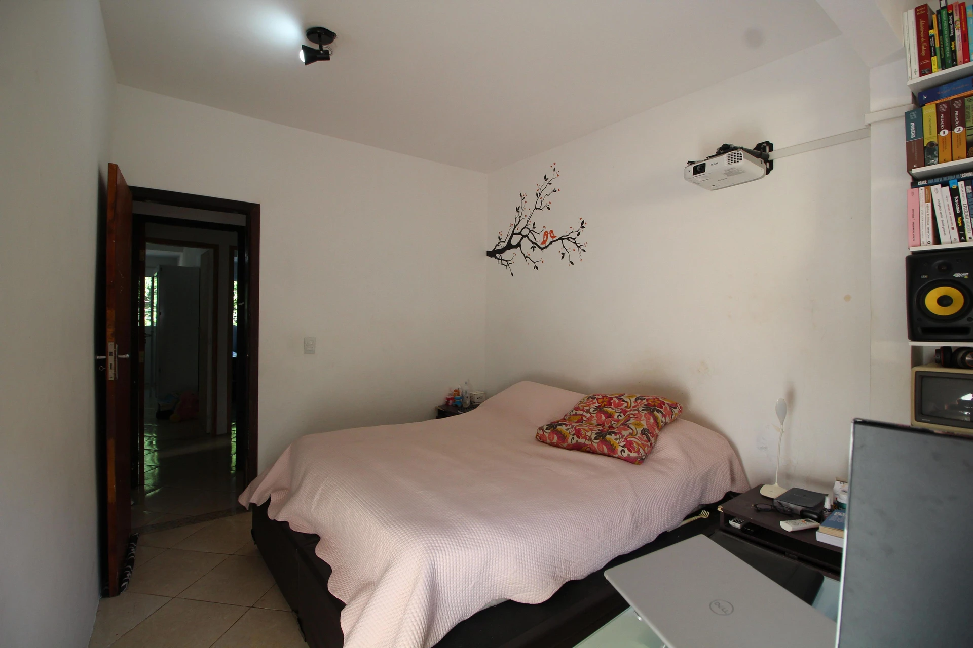 Furnished house with 3 bedrooms, private yard and 1 parking spot — photo 26
