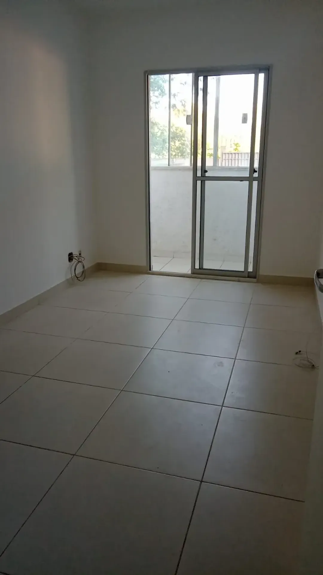 2-bedroom apartment with private garden and parking — photo 18