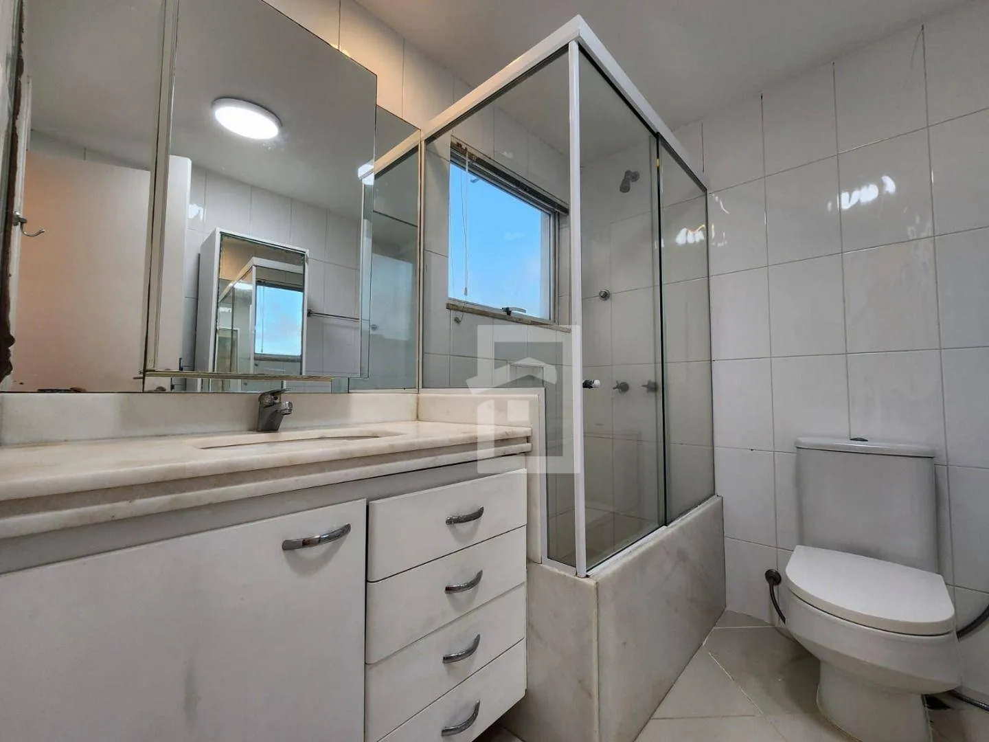 Duplex penthouse with 5 bedrooms and 5 bathrooms — photo 53