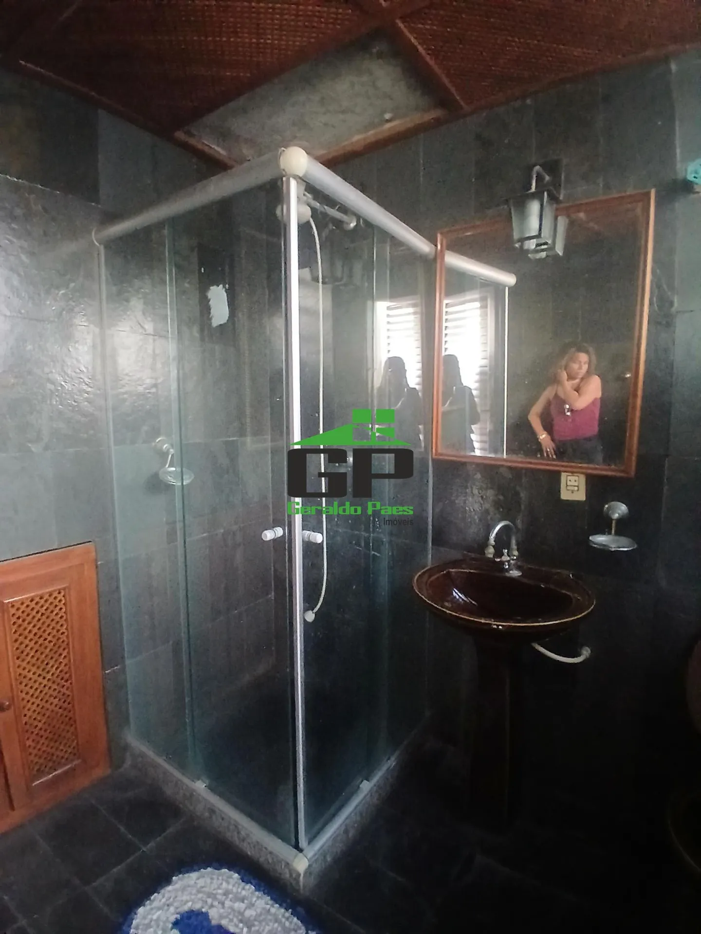 Casa de 349 m² com varanda gourmet e jardim — photo 46